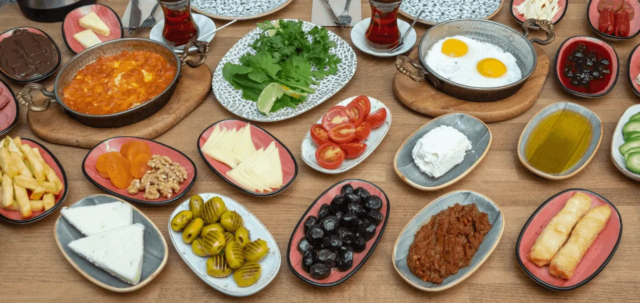 Serpme Kahvaltı